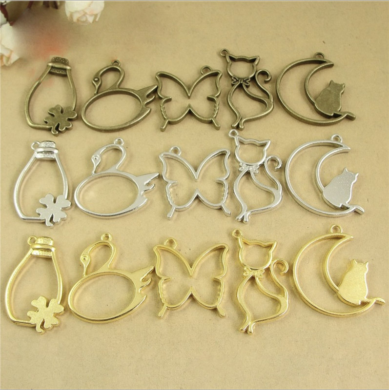 Bezels Pendant Resin - Pingente formato de lua de gato